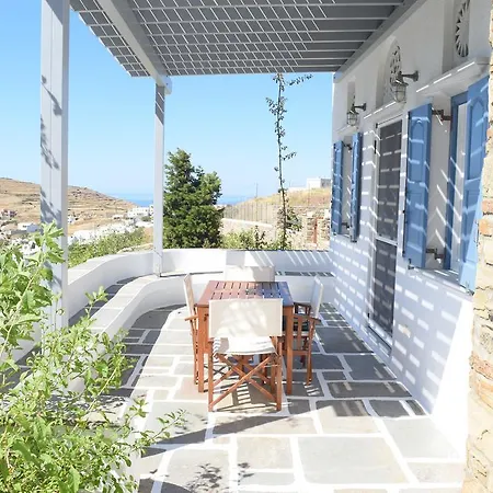 Maria In Tinos - Eva House * Tripótamos